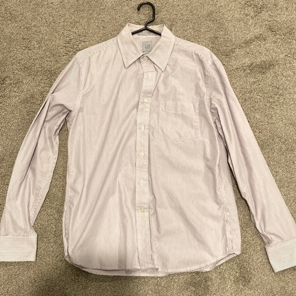 Mens Gap Fitted purple striped long sleeve shirt. Size Medium(15-15.5) fitted